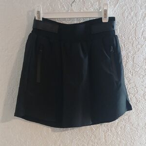 Forever 21 Active Zipper Pocket Skort - Black - XS